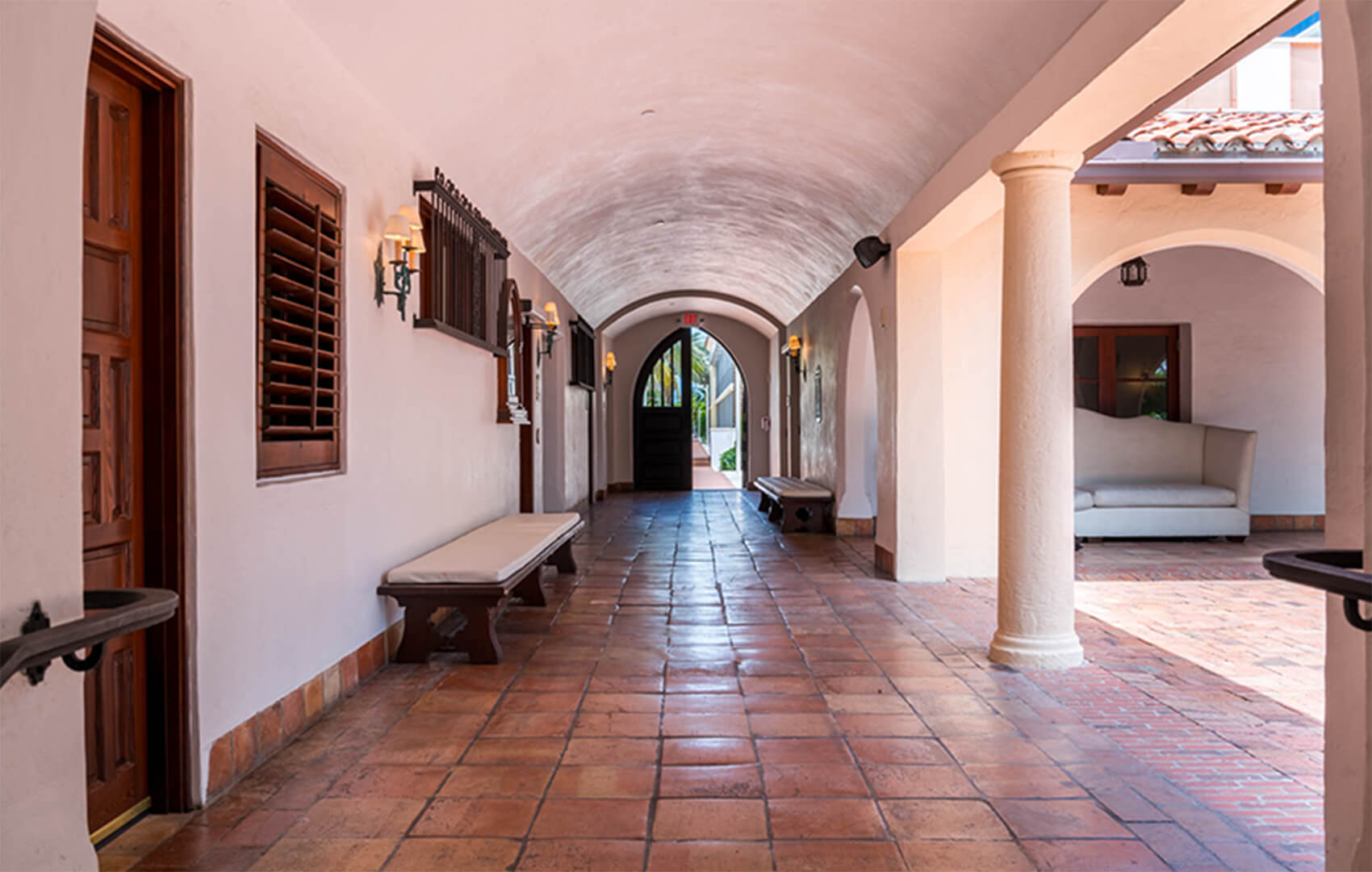 Main Hallway@2x